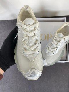 dior beyaz spor ayakkabı|Dior vibe sneakers.